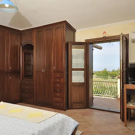 Thanit Bed and breakfast