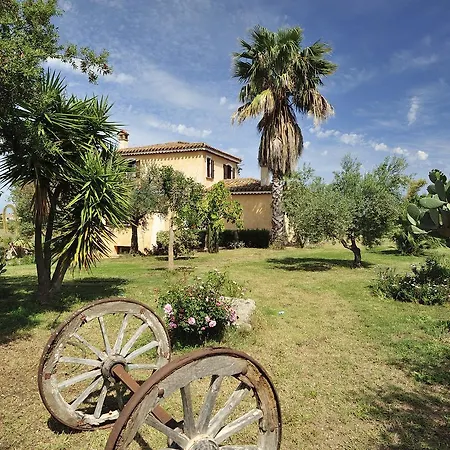 Thanit Bed & Breakfast *
